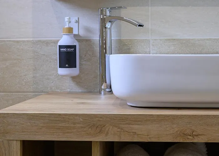 Luxury Domus- Metro Malatesta Apartamento Roma