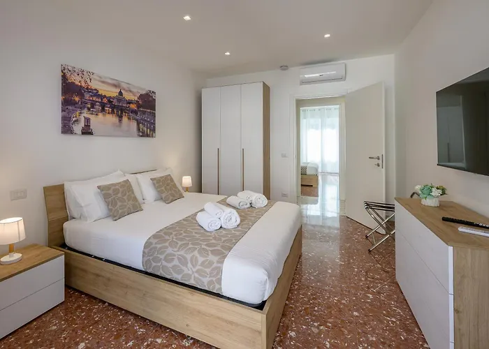 Luxury Domus- Metro Malatesta Apartamento